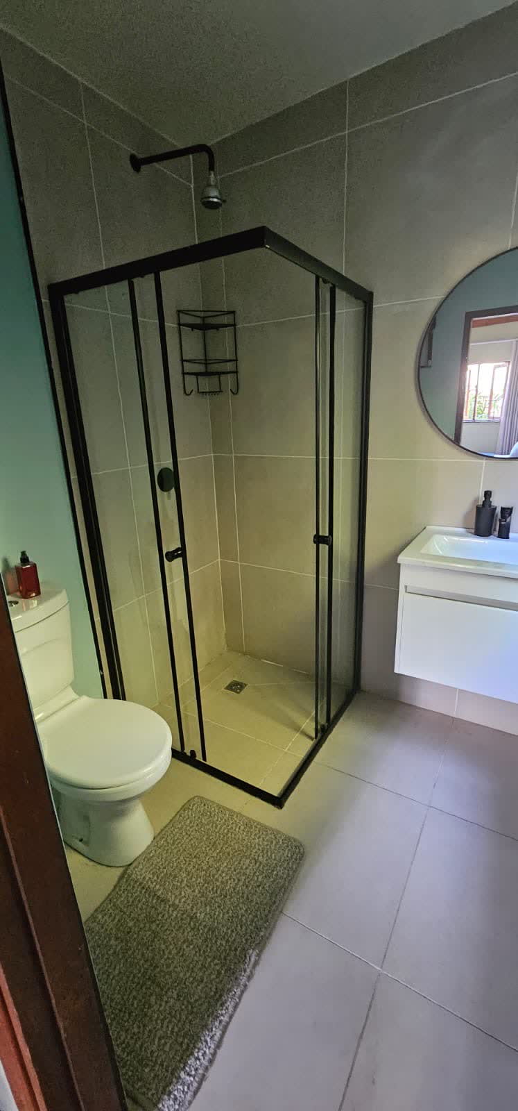 Twin Ensuite Room